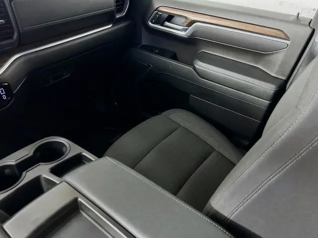 2025 Chevrolet Silverado - $37,500