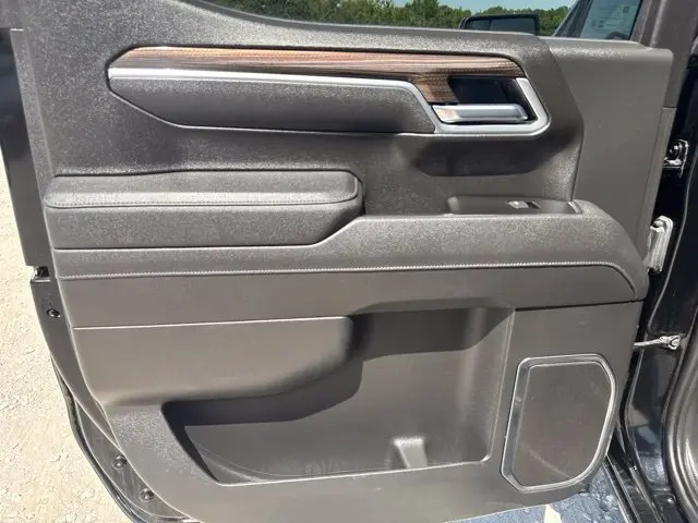 2026 Chevrolet Silverado - $40,400