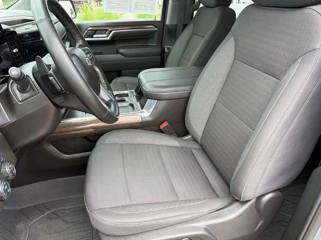 2025 Chevrolet Silverado - $46,585