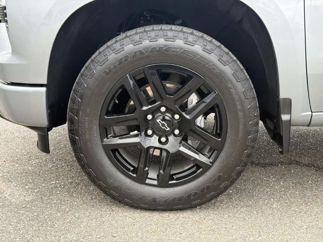 2025 Chevrolet Silverado - $46,585