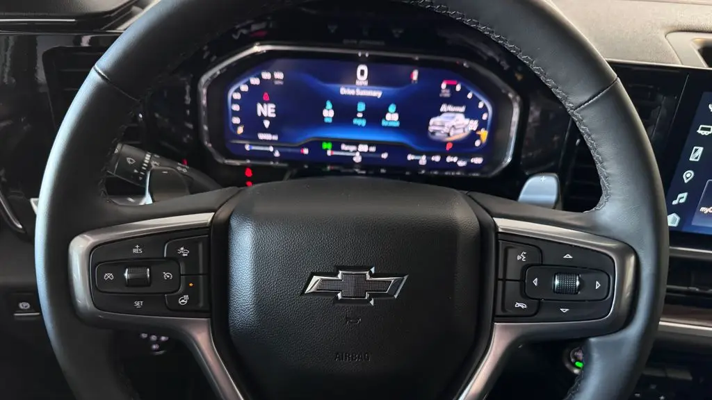 2025 Chevrolet Silverado 1500 RST