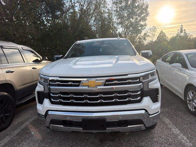 2026 Chevrolet Silverado - $52,262