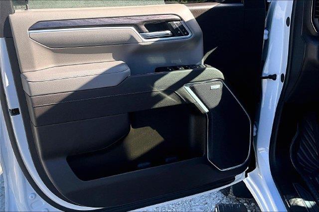 2026 Chevrolet Silverado - $52,262