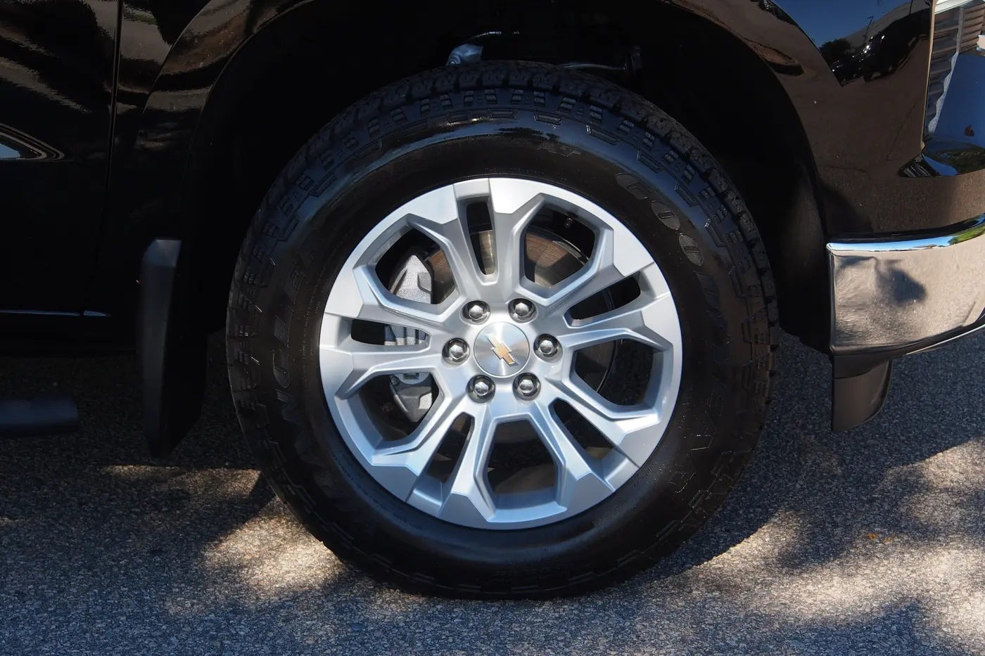 2026 Chevrolet Silverado - $53,111
