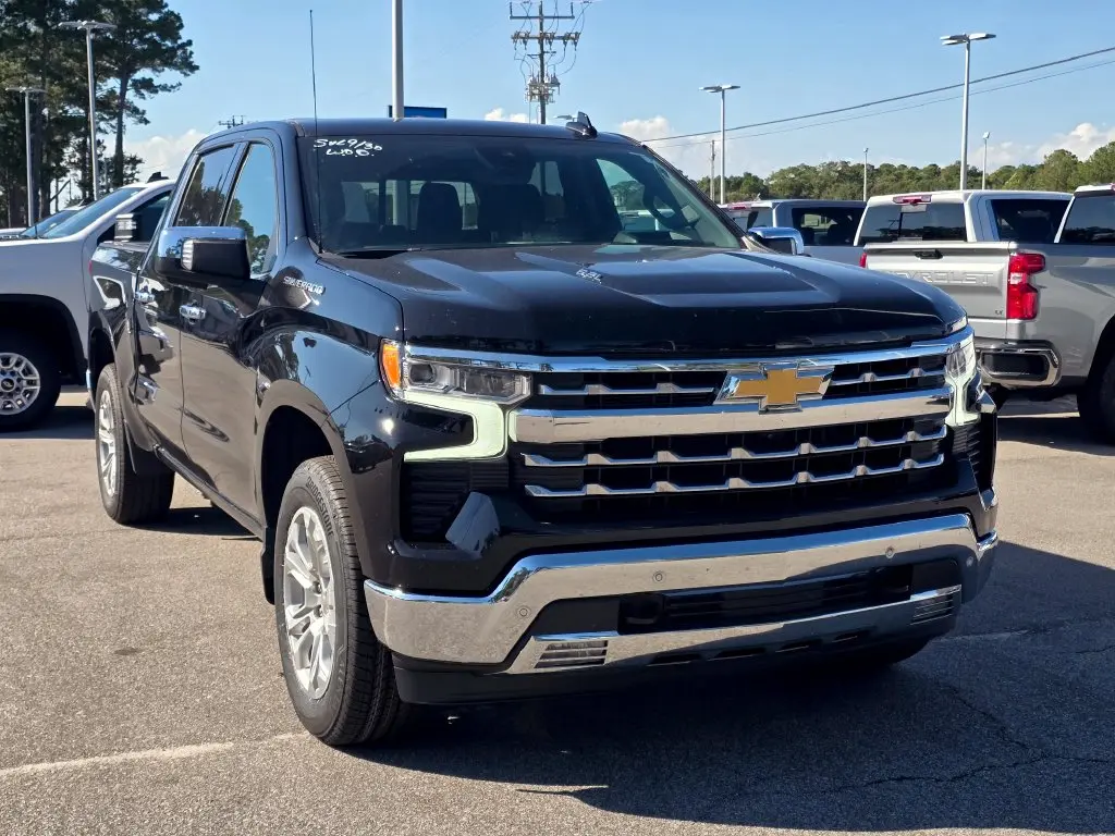 2025 Chevrolet Silverado