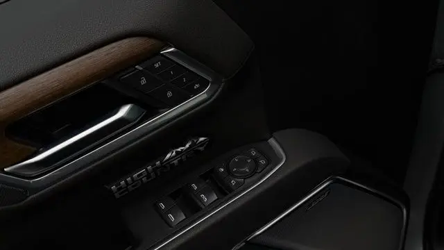 2025 Chevrolet Silverado 1500 High Country
