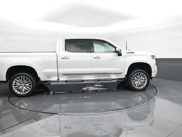 2025 Chevrolet Silverado - $56,095
