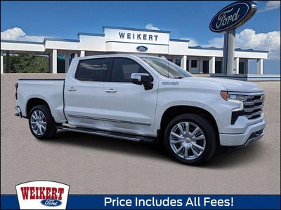 Photo of a 2025 Chevrolet Silverado 1500 4X4 High Country 4DR Crew Cab 5.8 FT. SB for sale