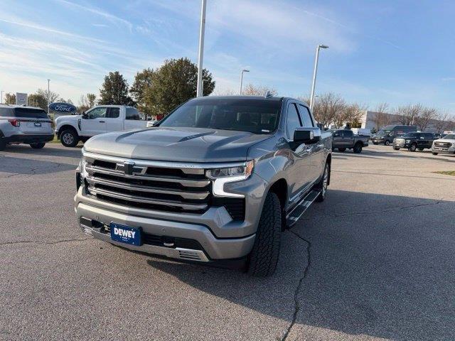 2025 Chevrolet Silverado - $57,985