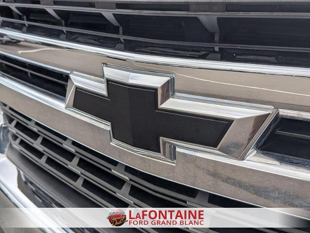 2019 Chevrolet Silverado - $27,800