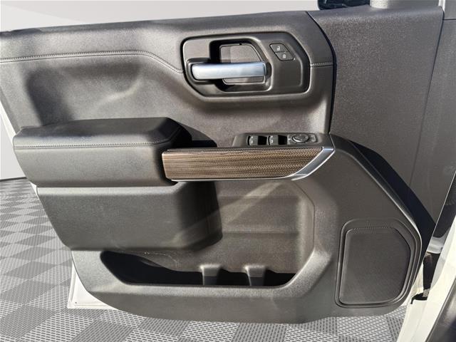 2021 Chevrolet Silverado - $26,998