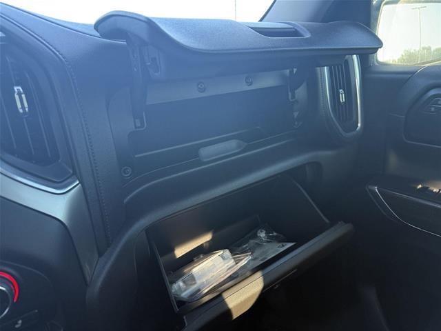 2021 Chevrolet Silverado - $26,998