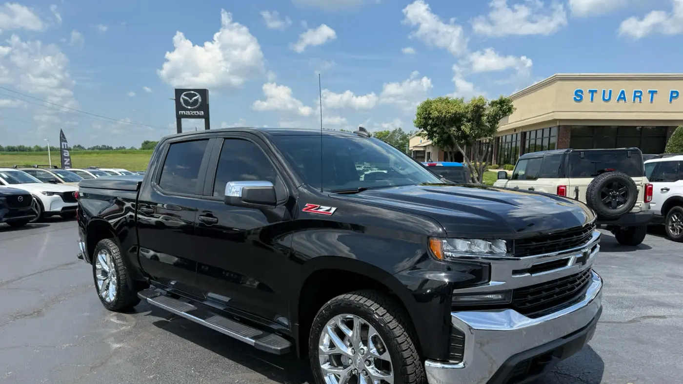 Preowned 2021 Chevrolet Silverado 1500 LT for Sale