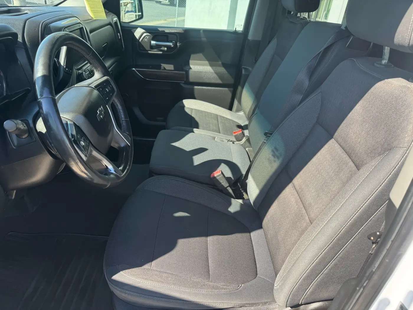 2019 Chevrolet Silverado - $27,988