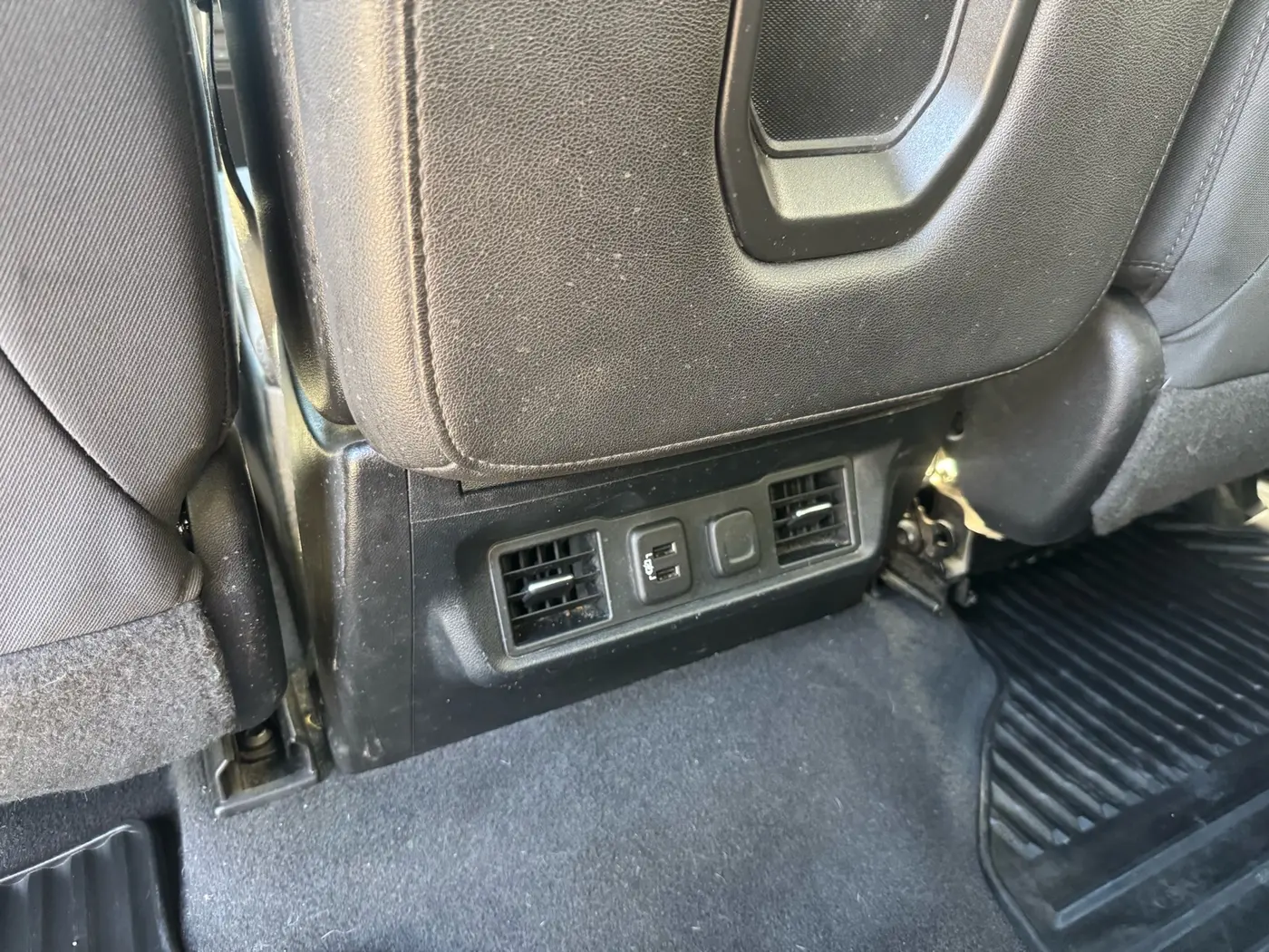 2019 Chevrolet Silverado - $27,988