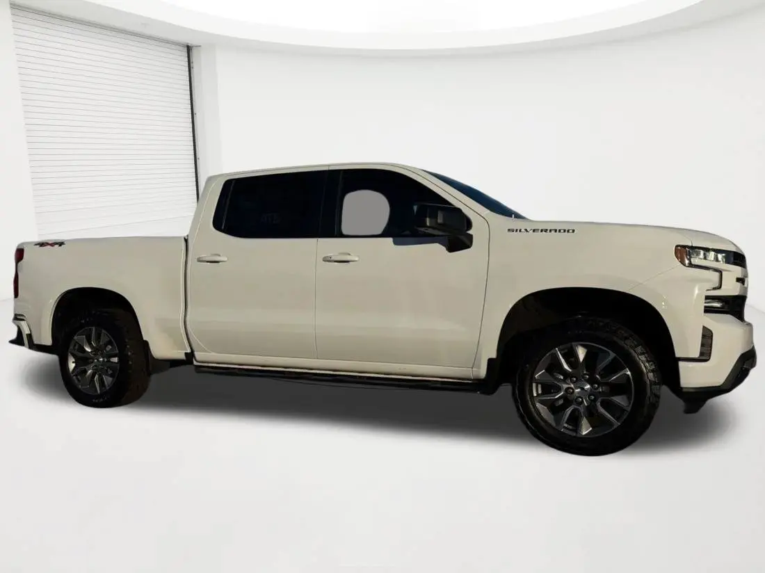 2021 Chevrolet Silverado - $32,199