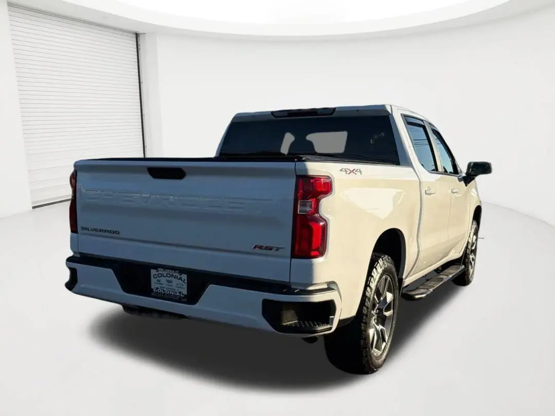 2021 Chevrolet Silverado - $32,199