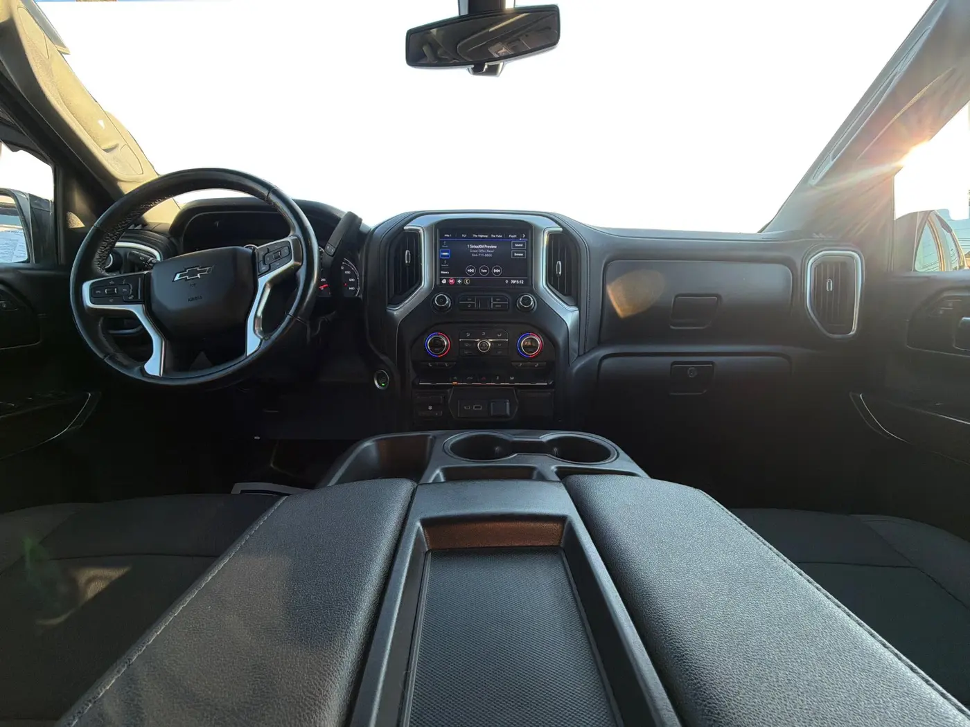 2021 Chevrolet Silverado - $32,199