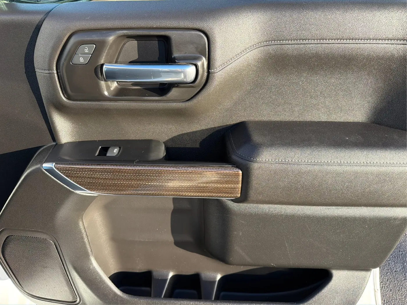2021 Chevrolet Silverado - $32,199