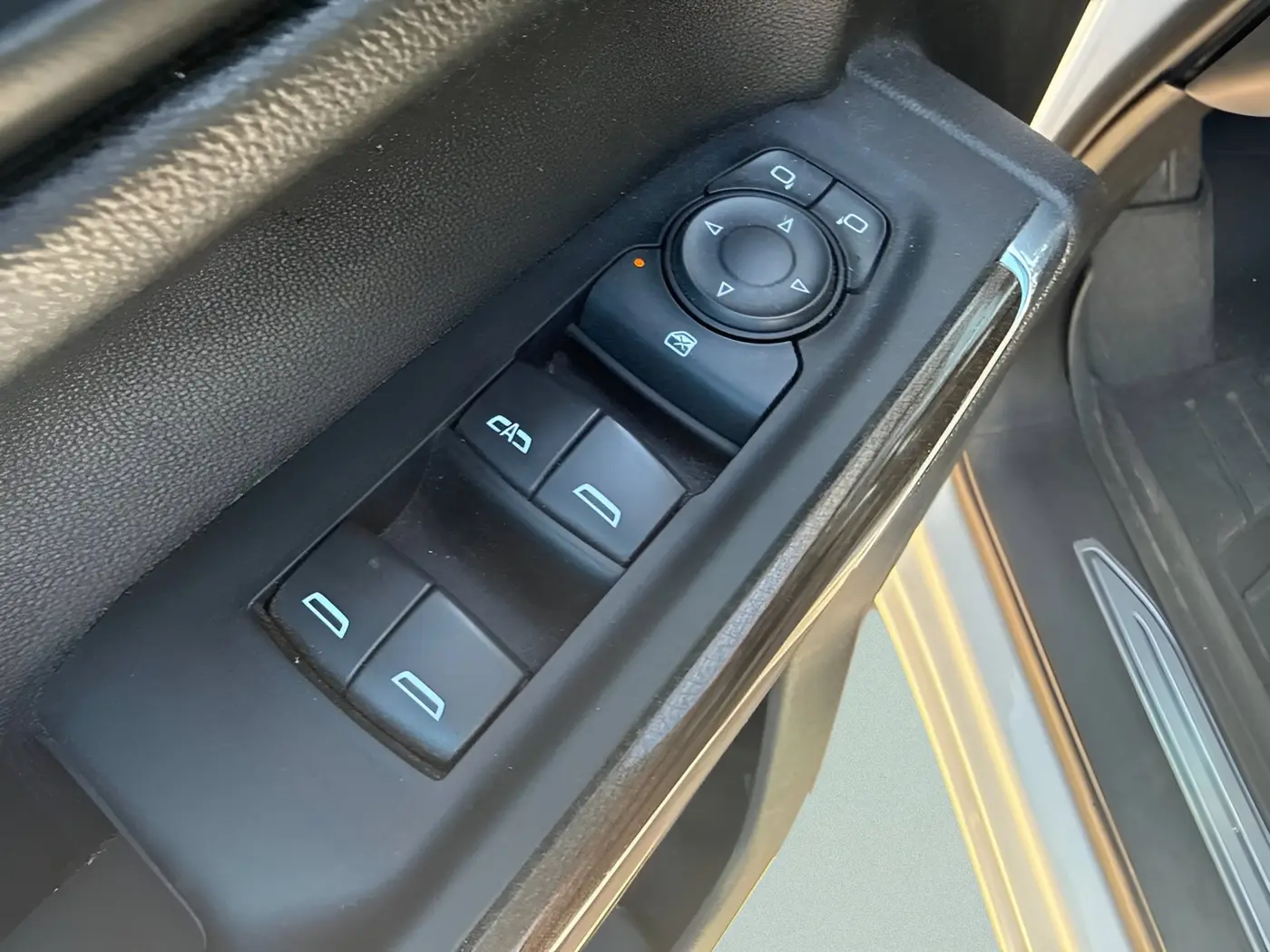 2022 Chevrolet Silverado Ltd - $31,939