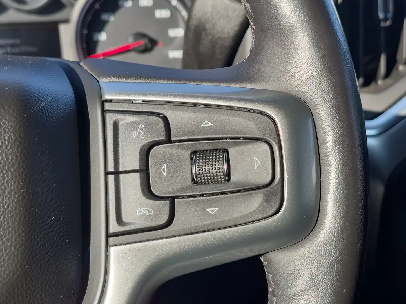 2022 Chevrolet Silverado Ltd - $36,995