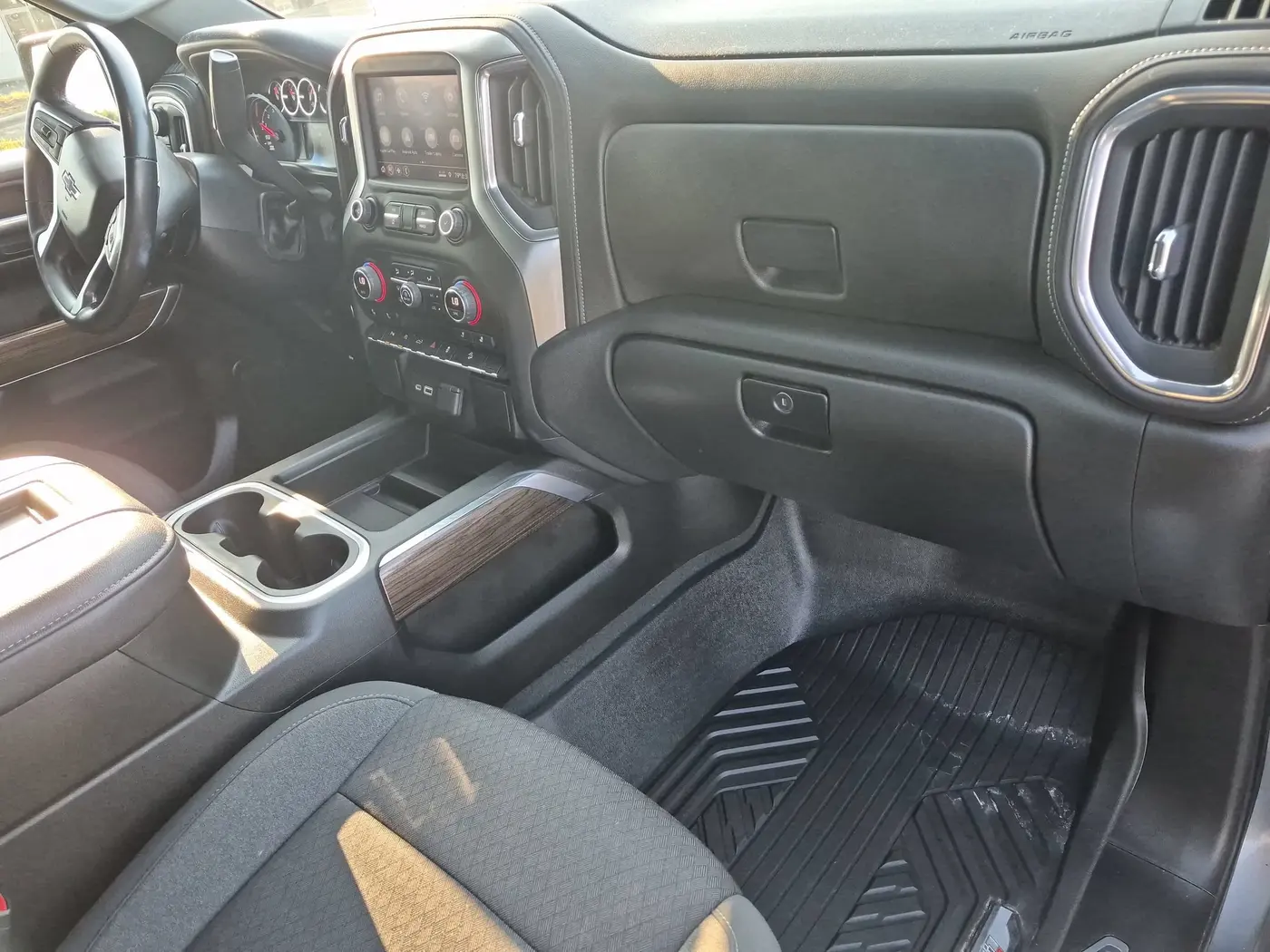 2022 Chevrolet Silverado Ltd - $36,995