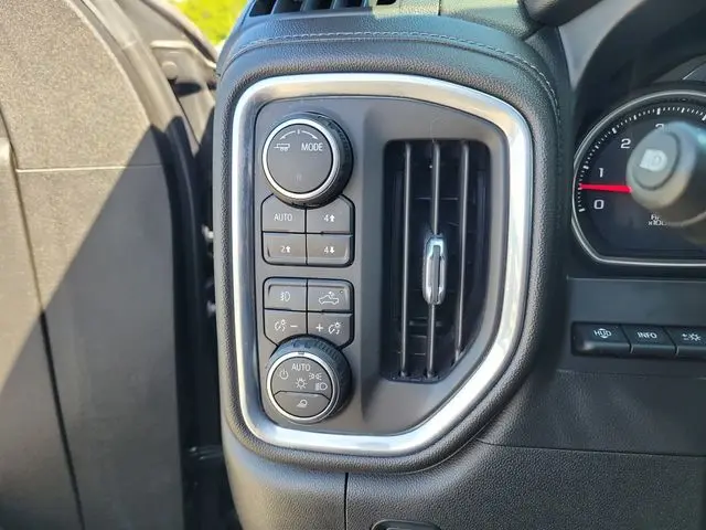 2021 Chevrolet Silverado - $41,353