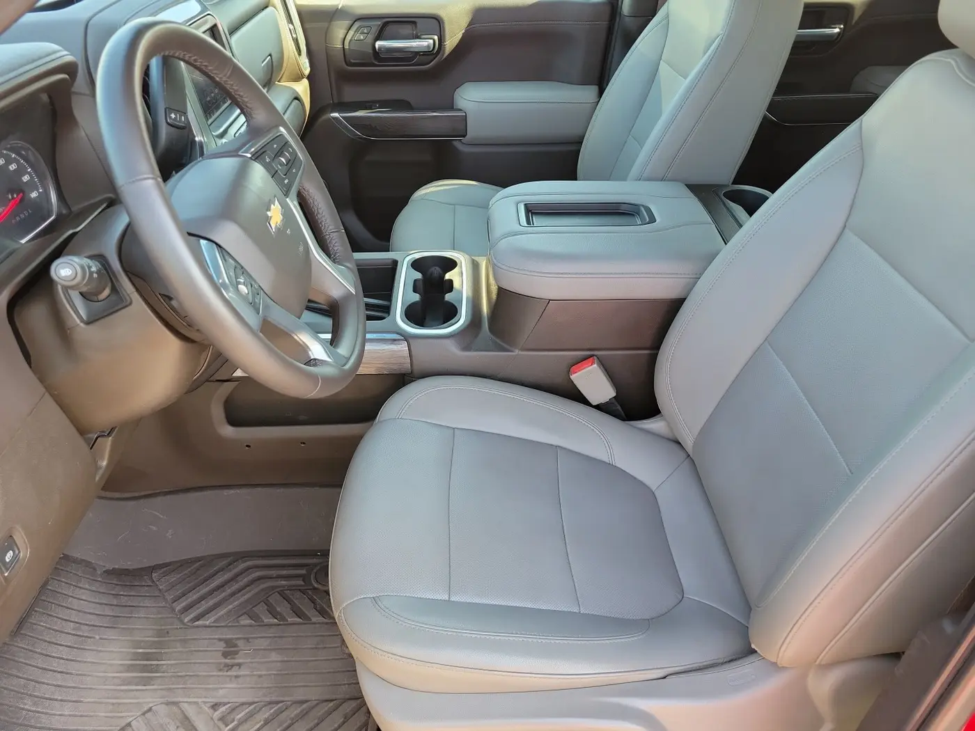 2022 Chevrolet Silverado Ltd - $39,245