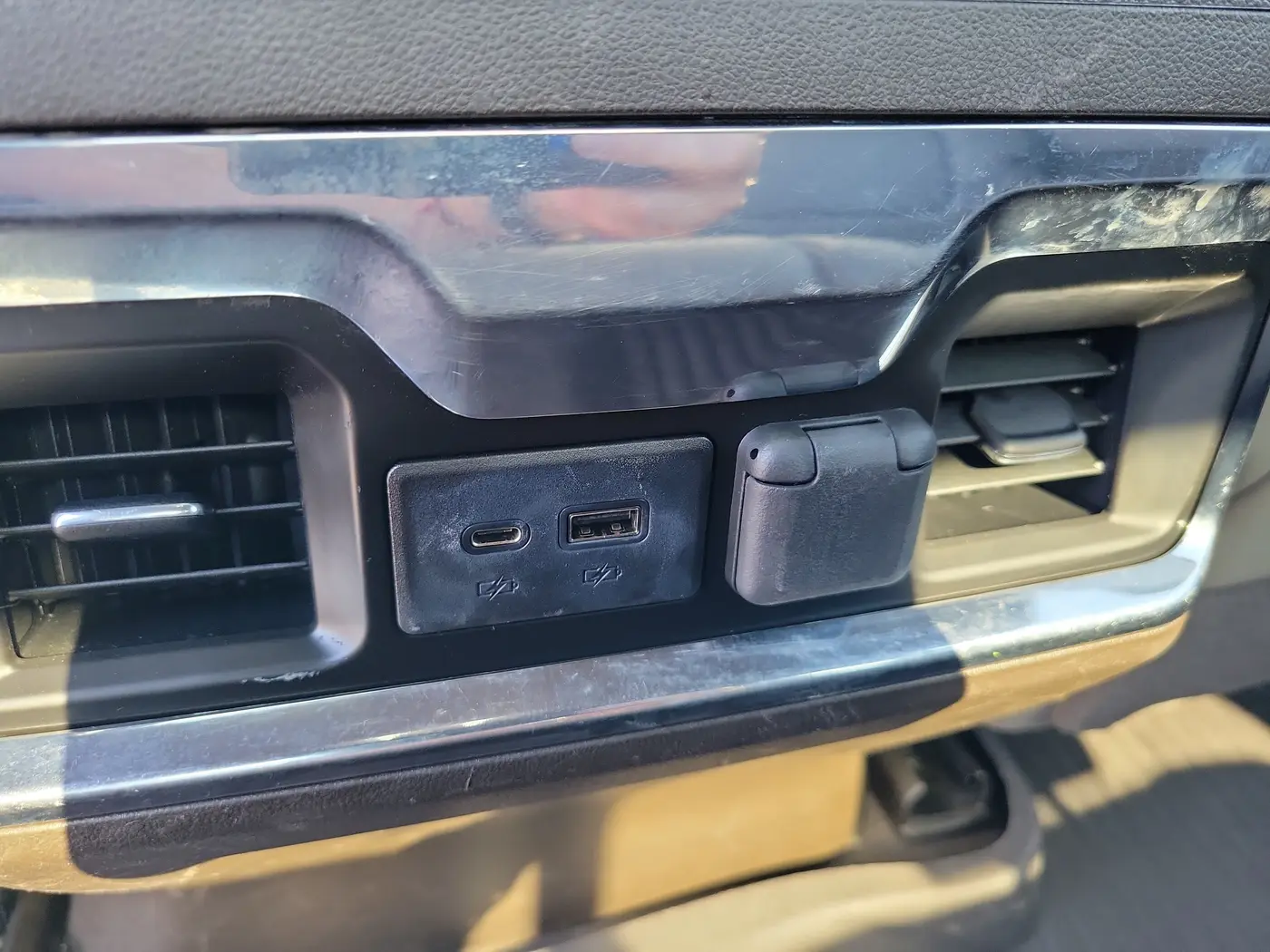 2022 Chevrolet Silverado Ltd - $39,245