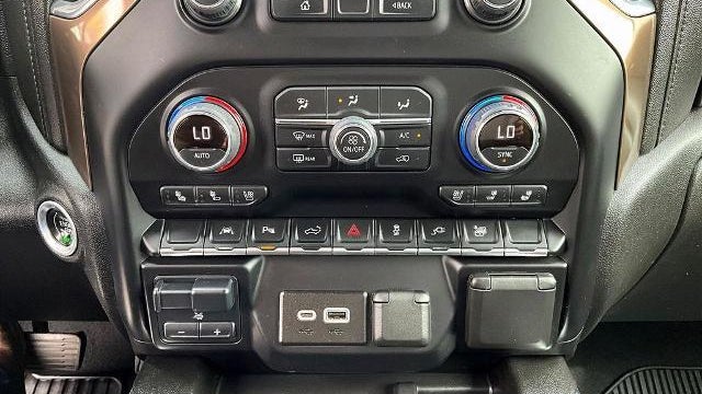 2022 Chevrolet Silverado 1500 Limited High Country