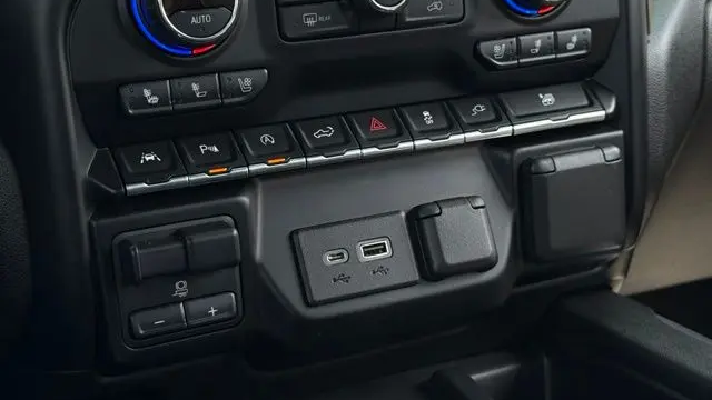 2021 Chevrolet Silverado 1500 High Country