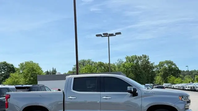 2021 Chevrolet Silverado 1500 High Country