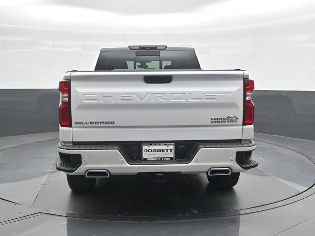 2019 Chevrolet Silverado - $28,998