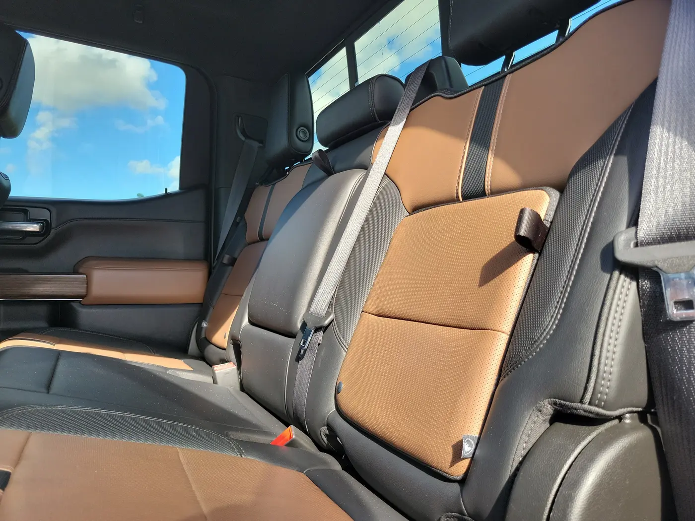 2022 Chevrolet Silverado Ltd - $39,990