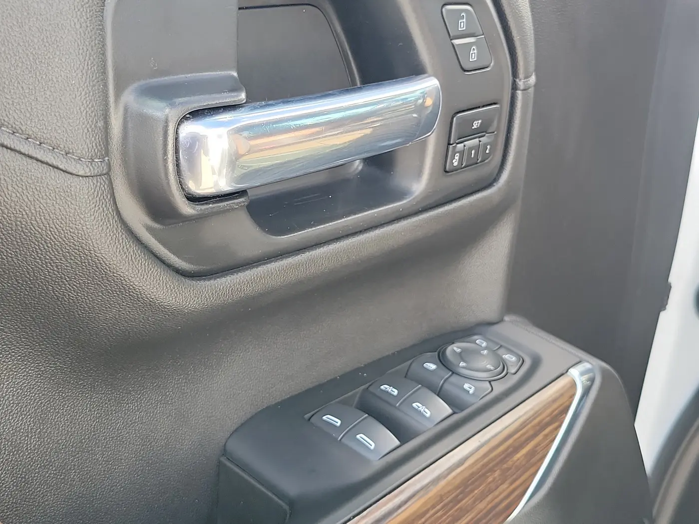 2022 Chevrolet Silverado Ltd - $39,990