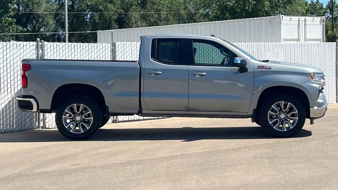 2024 Chevrolet Silverado 1500 LT