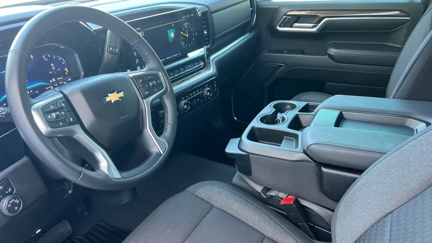 2024 Chevrolet Silverado 1500 LT