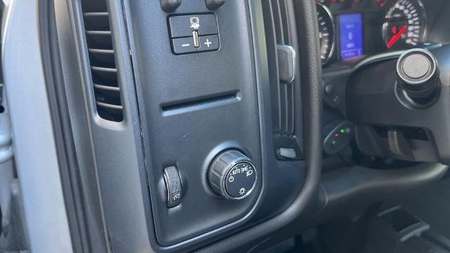 2018 Chevrolet Silverado 1500 Custom