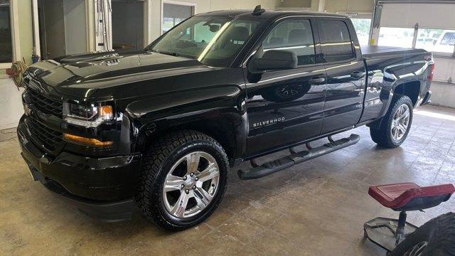 2018 Chevrolet Silverado 1500 Custom