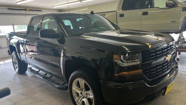 2018 Chevrolet Silverado 1500 Custom