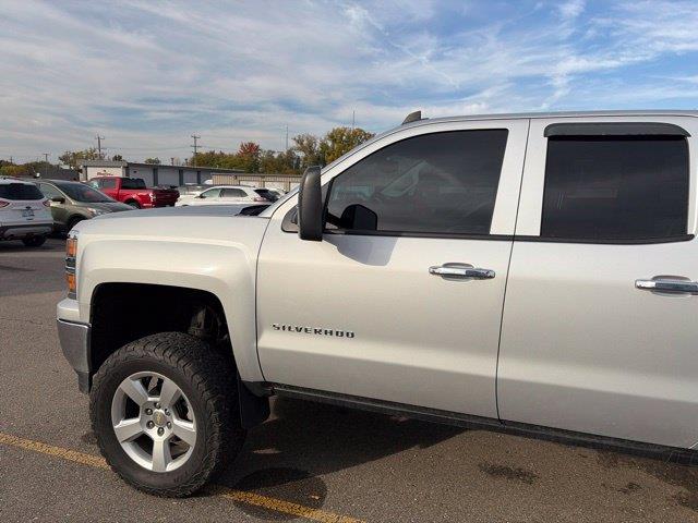 2015 Chevrolet Silverado - $17,878