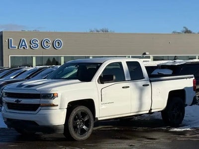 2018 Chevrolet Silverado 1500 4X4 Custom 4DR Double Cab 6.5 FT. SB