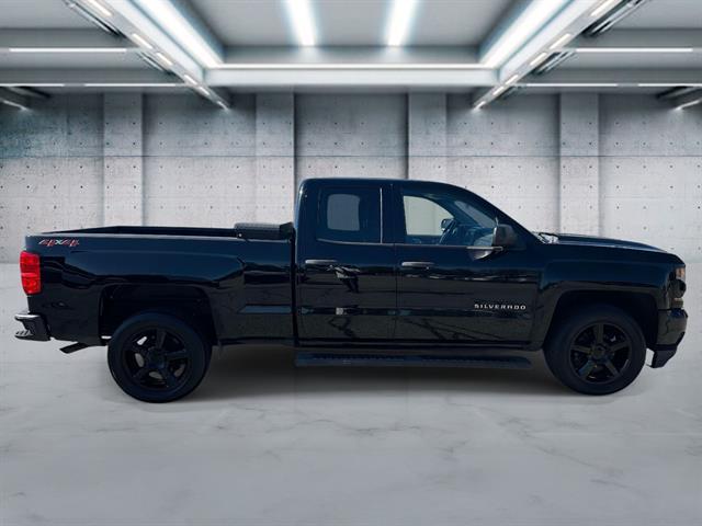 2018 Chevrolet Silverado - $20,495