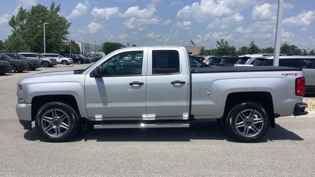 2017 Chevrolet Silverado 1500 Custom