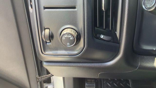2017 Chevrolet Silverado 1500 Custom