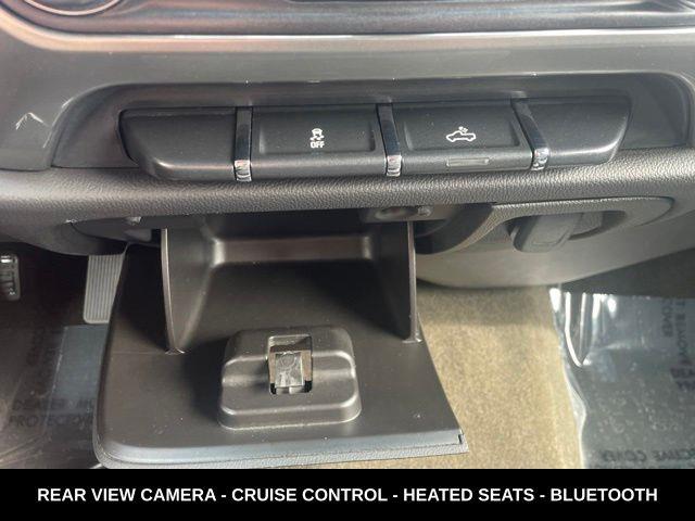 2015 Chevrolet Silverado - $13,995