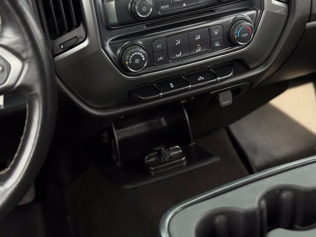 2018 Chevrolet Silverado - $13,500