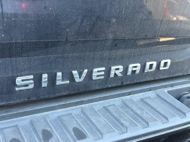 2016 Chevrolet Silverado - $20,412