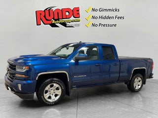 2016 Chevrolet Silverado 1500 with Deep Ocean Blue Metallic Exterior