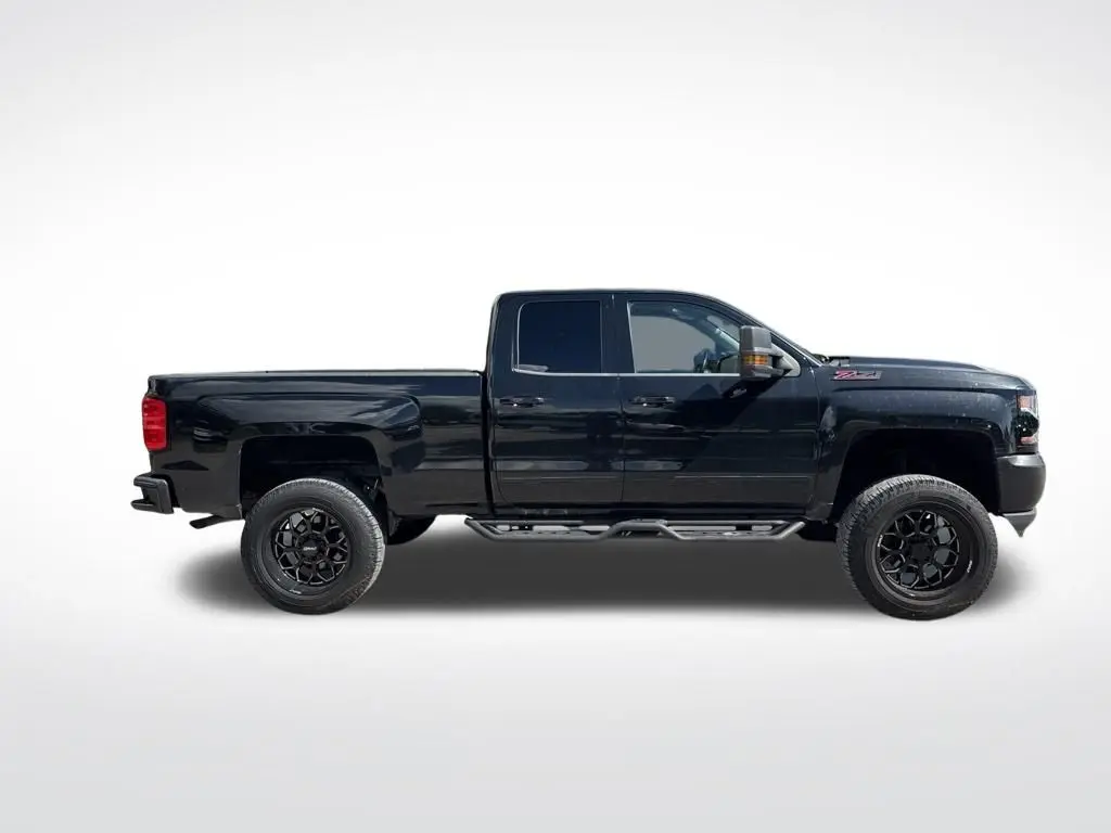 2016 Chevrolet Silverado - $14,497